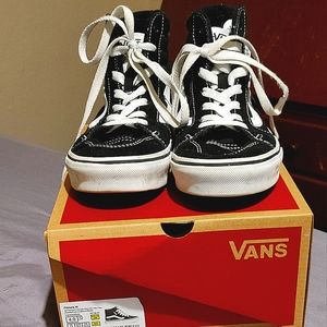 Child Van's High Tip (Filmore HI)